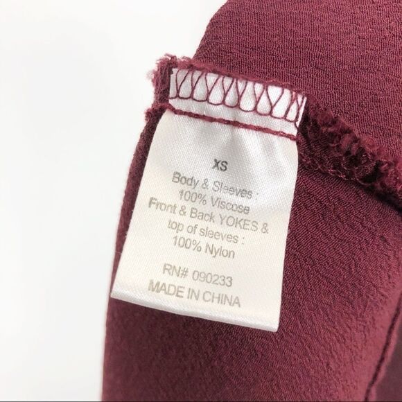 🏝Kendall & Kylie | Burgundy Lace Dress - Picture 6 of 7